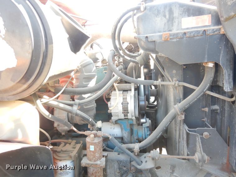 image for item KP9776 1995 International 4700  dump truck