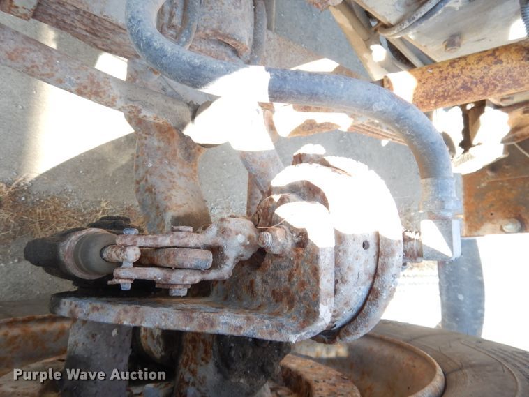 image for item KP9776 1995 International 4700  dump truck