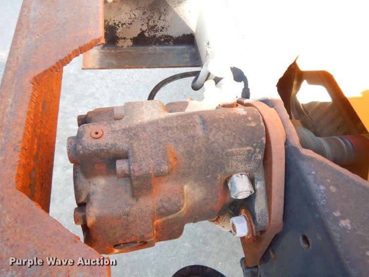 image for item KP9776 1995 International 4700  dump truck