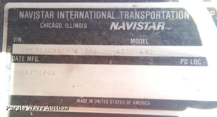 image for item KP9776 1995 International 4700  dump truck