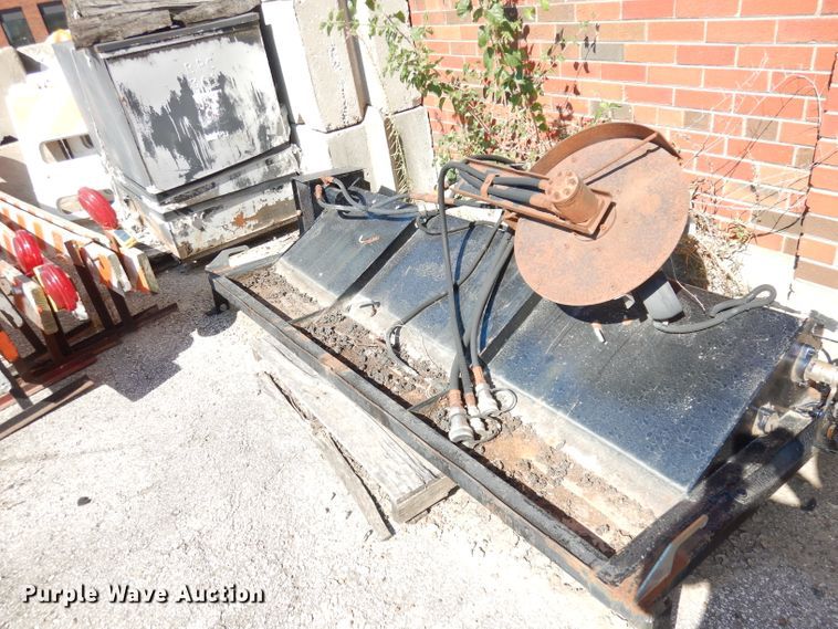 image for item KP9776 1995 International 4700  dump truck