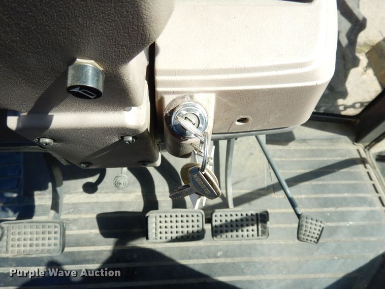 image for item KP9780 Kubota M108X  MFWD tractor