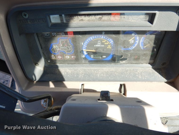 image for item KP9780 Kubota M108X  MFWD tractor