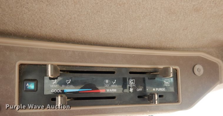 image for item KP9780 Kubota M108X  MFWD tractor