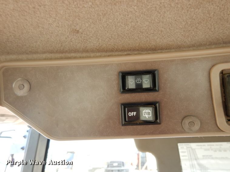 image for item KP9780 Kubota M108X  MFWD tractor