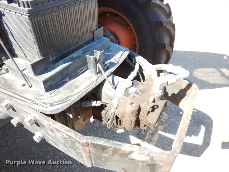image for item KP9780 Kubota M108X  MFWD tractor