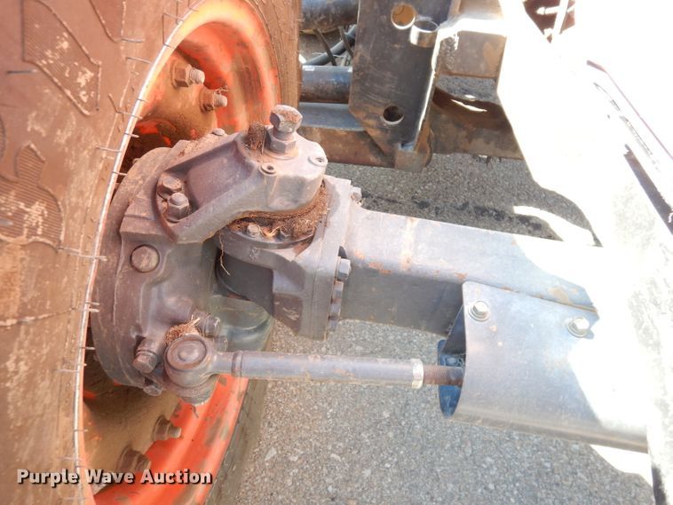 image for item KP9780 Kubota M108X  MFWD tractor