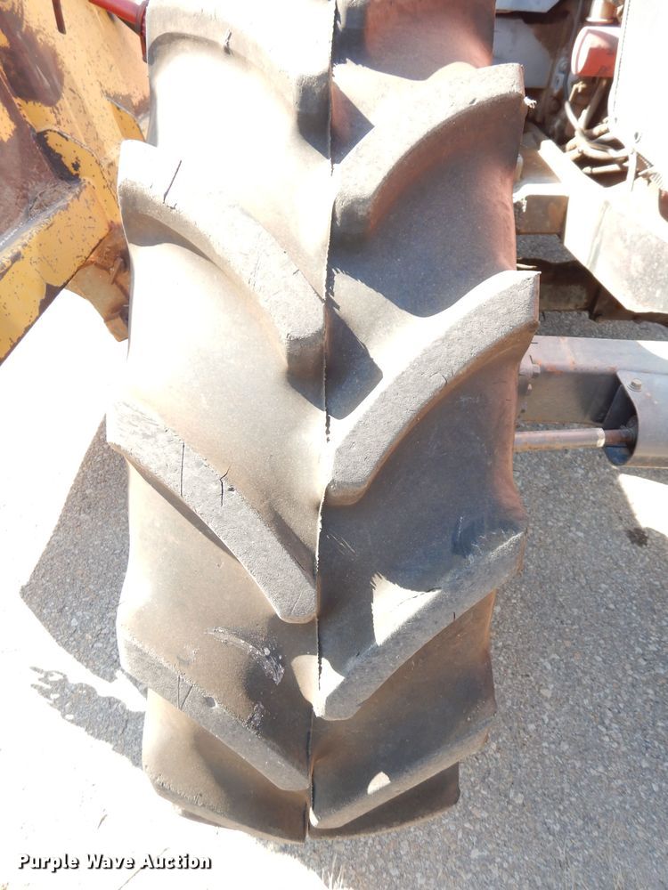 image for item KP9780 Kubota M108X  MFWD tractor