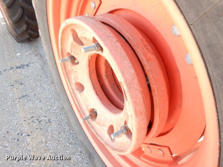 image for item KP9780 Kubota M108X  MFWD tractor