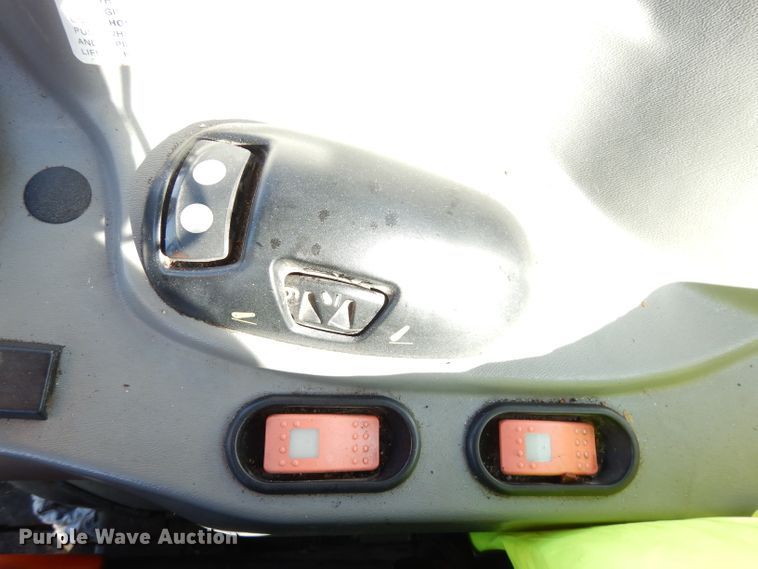 image for item KP9782 2002 Challenger MT465  MFWD tractor