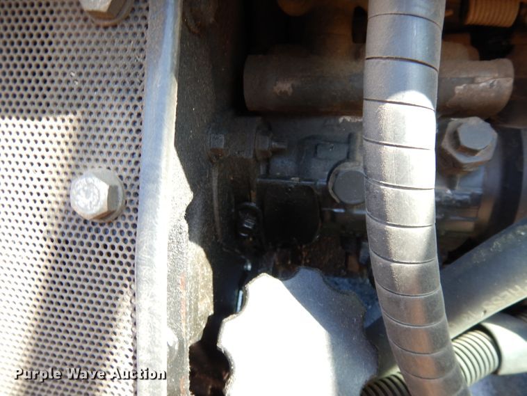 image for item KP9782 2002 Challenger MT465  MFWD tractor