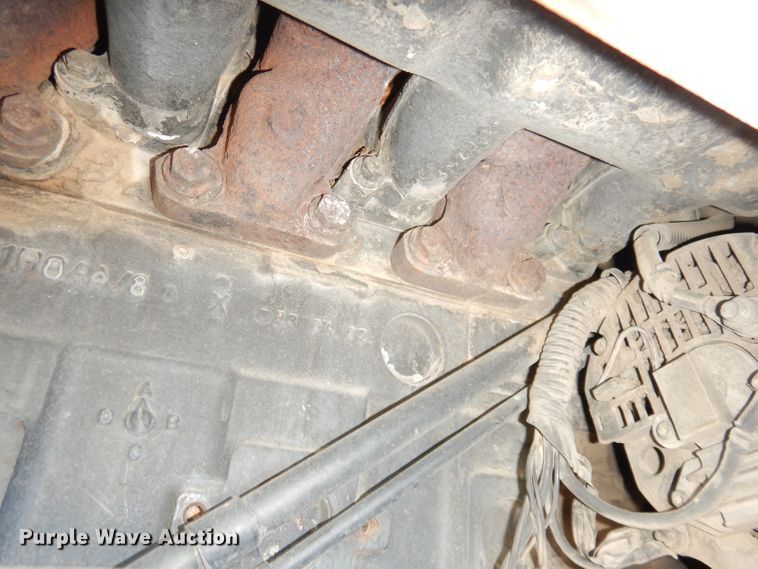 image for item KP9782 2002 Challenger MT465  MFWD tractor