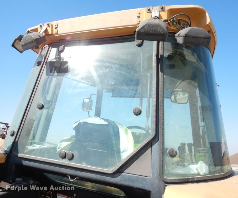 image for item KP9782 2002 Challenger MT465  MFWD tractor