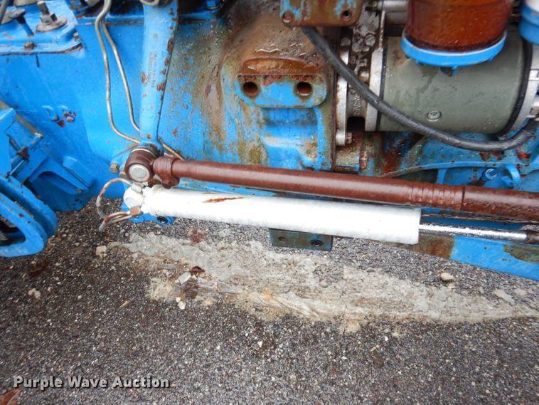 image for item KP9786 1988 Ford 2910  tractor