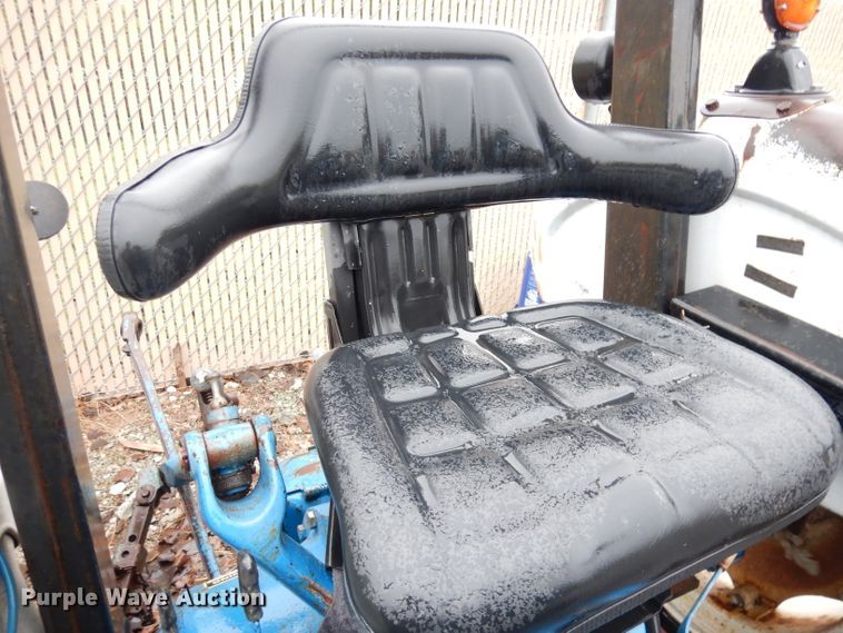 image for item KP9786 1988 Ford 2910  tractor