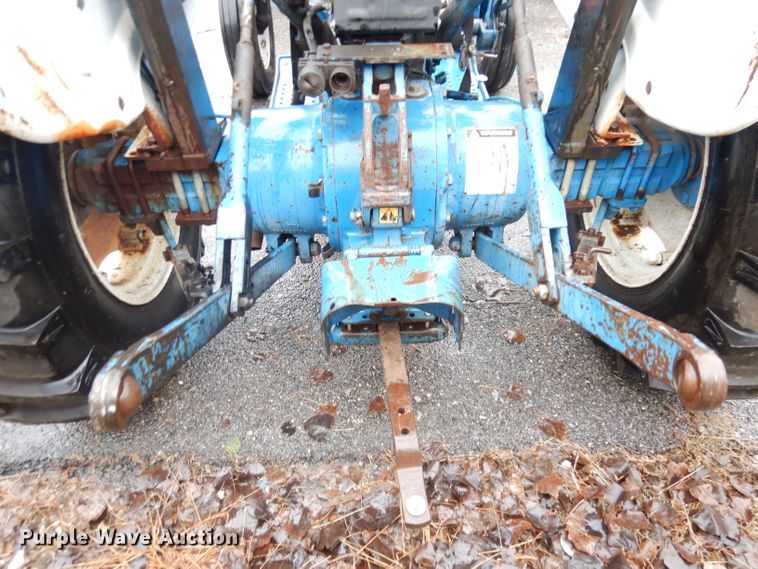 image for item KP9786 1988 Ford 2910  tractor