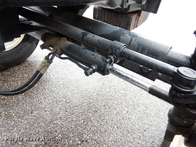 image for item KP9787 New Holland TL90A  tractor