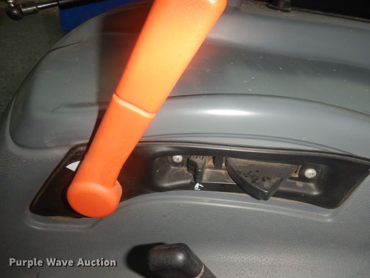 image for item KP9787 New Holland TL90A  tractor