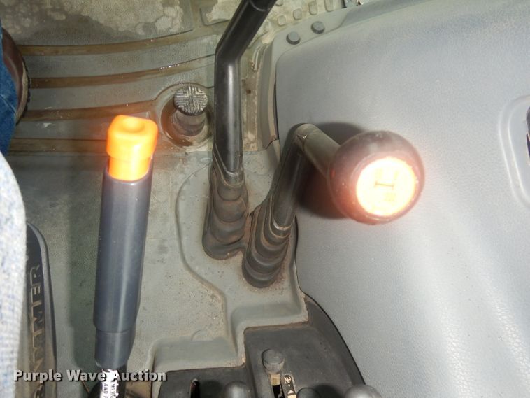 image for item KP9787 New Holland TL90A  tractor