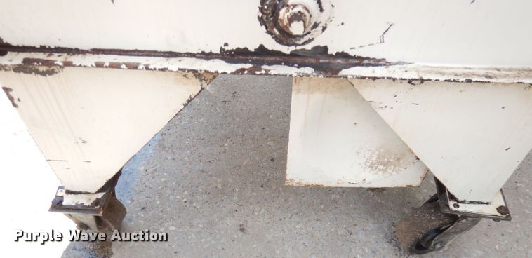 image for item KP9808 Shop built used oil tank