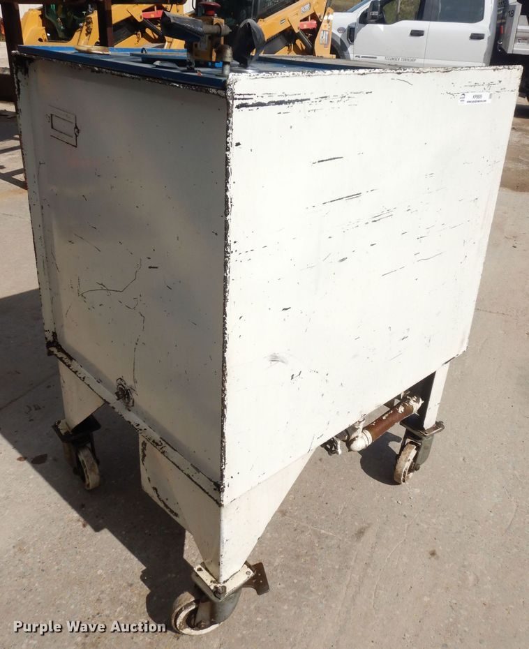 image for item KP9809 Shop built used oil tank