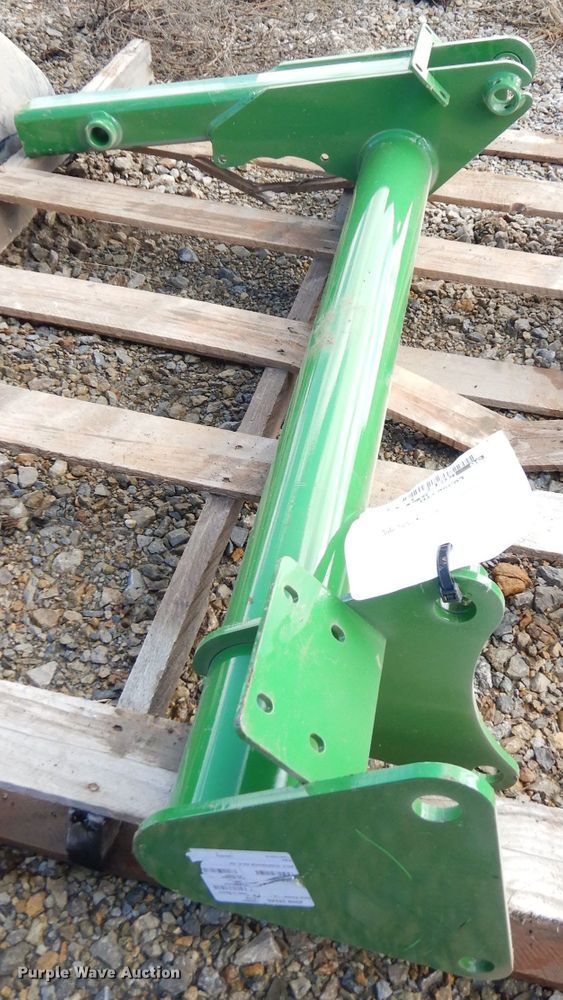 image for item KP9821 John Deere axle