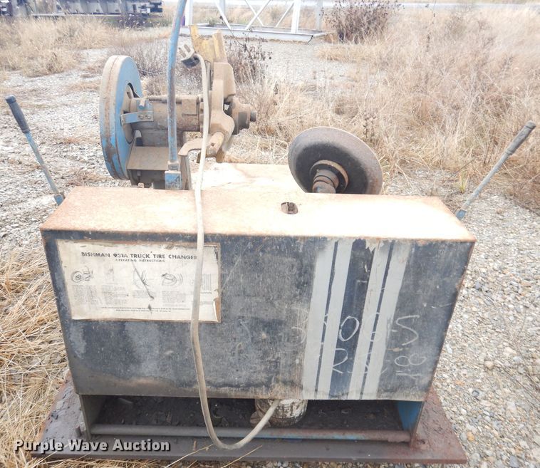 image for item KP9823 Bishman 931A  tire machine