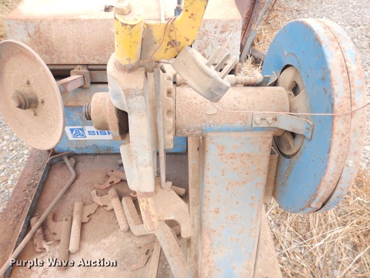 image for item KP9823 Bishman 931A  tire machine