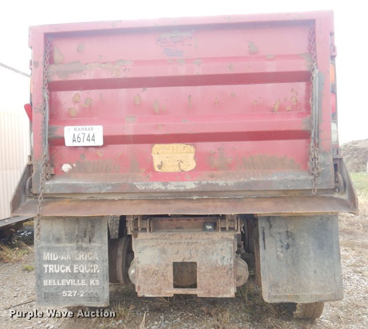 image for item KP9824 2006 International WorkStar 7500  dump truck