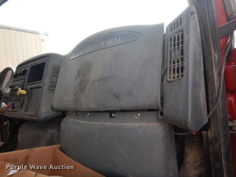 image for item KP9824 2006 International WorkStar 7500  dump truck