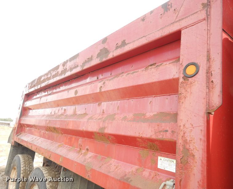 image for item KP9824 2006 International WorkStar 7500  dump truck