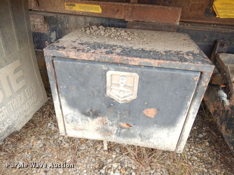 image for item KP9824 2006 International WorkStar 7500  dump truck