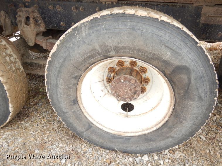 image for item KP9824 2006 International WorkStar 7500  dump truck