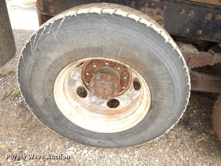 image for item KP9824 2006 International WorkStar 7500  dump truck