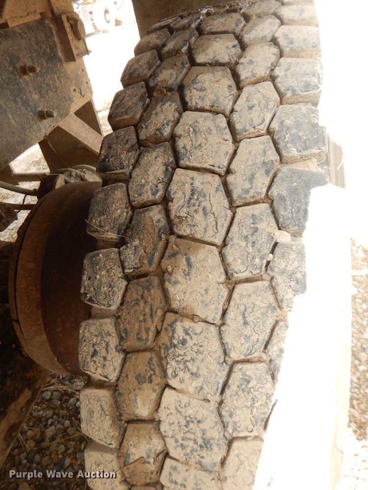 image for item KP9824 2006 International WorkStar 7500  dump truck