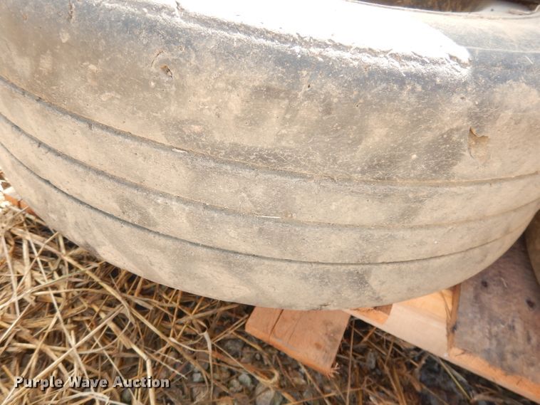 image for item KP9829 (5) 25.5x8.0R14 tires and wheels