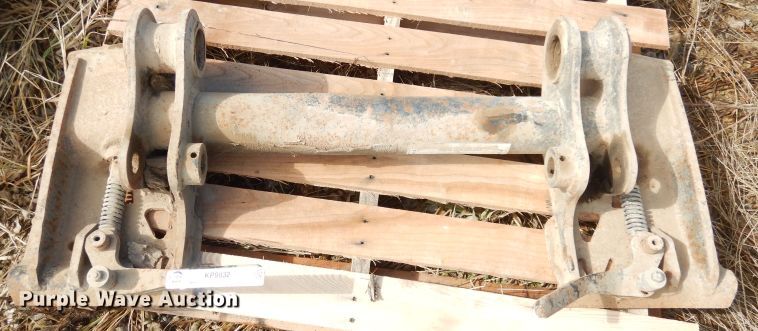 image for item KP9832 Skid steer loader bracket