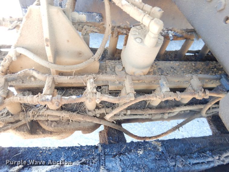 image for item KP9833 2001 Rosco Maximizer  oil distributor bed