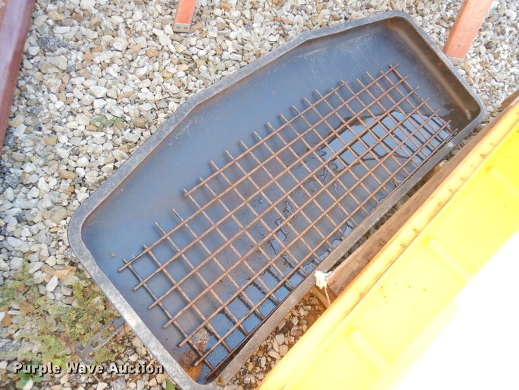 image for item KP9838 Snow Ex Pivot Pro 1075X spreader