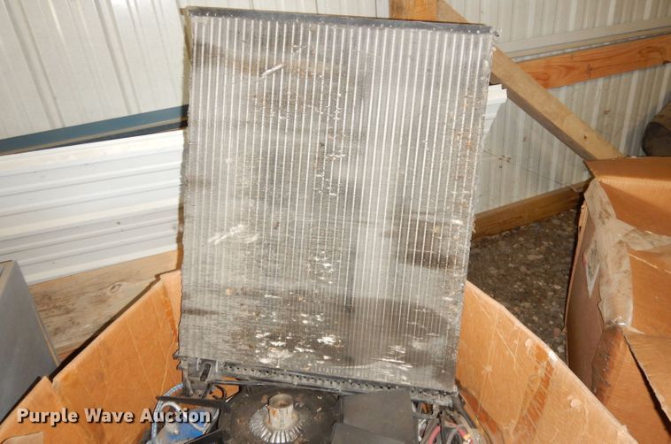 image for item KP9842 International MaxxForce engine