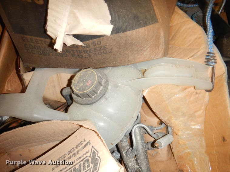 image for item KP9842 International MaxxForce engine