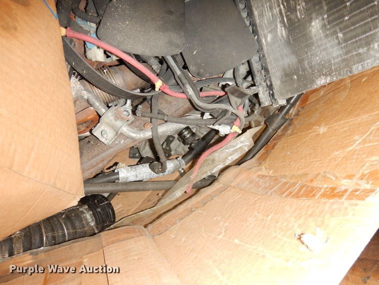 image for item KP9842 International MaxxForce engine