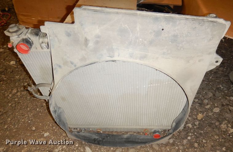 image for item KP9843 International MaxxForce engine