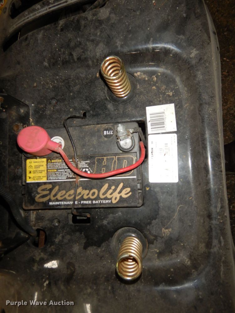 image for item KP9846 Craftsman LT2000  lawn mower