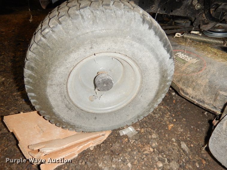 image for item KP9846 Craftsman LT2000  lawn mower