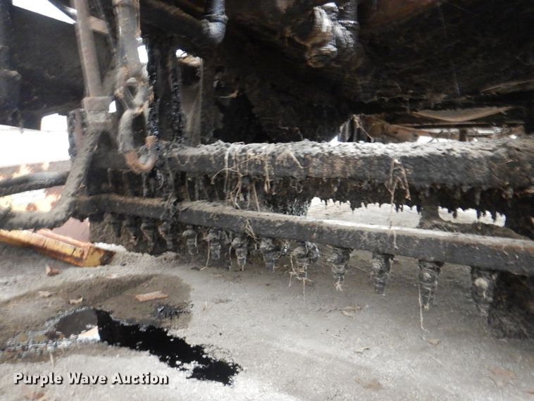 image for item KX9246 Oil distributor trailer