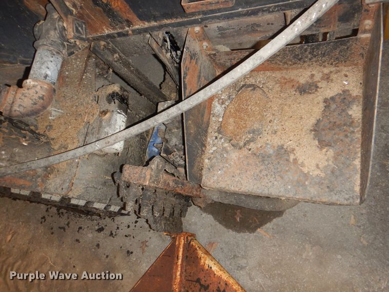 image for item KX9246 Oil distributor trailer