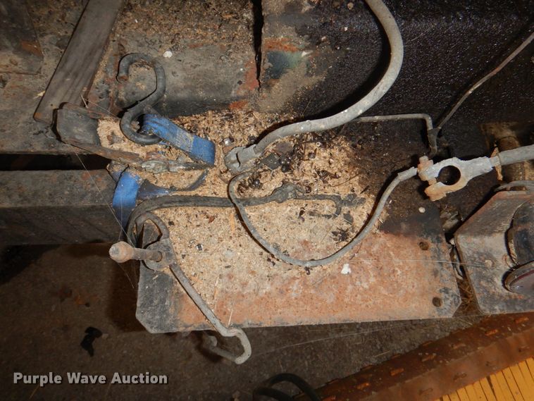 image for item KX9246 Oil distributor trailer