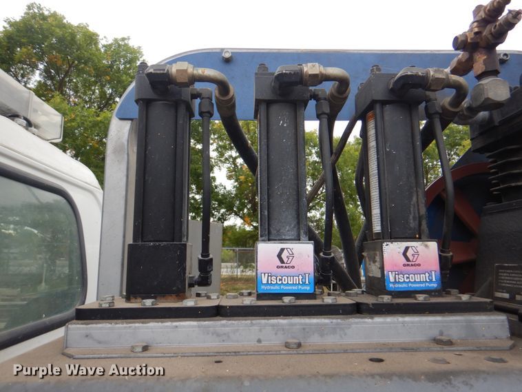 image for item KX9275 2004 GMC W5500  paint striper truck