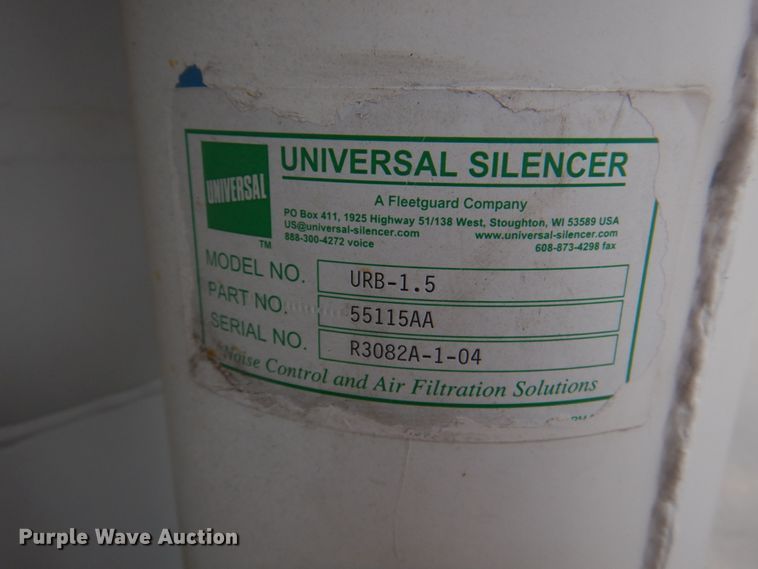 image for item KX9275 2004 GMC W5500  paint striper truck